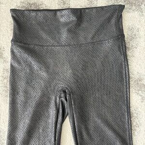 SPANX Faux Leather Snakeskin Biker Yoga Hike Workout Gym Short Size S